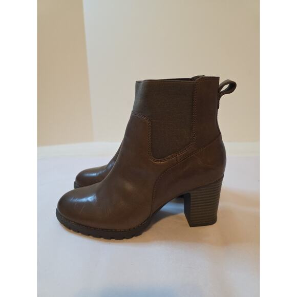 Clarks Women's 7 M Brown Leather Ankle Boots Pull On High Heel Block - Picture 4 of 11